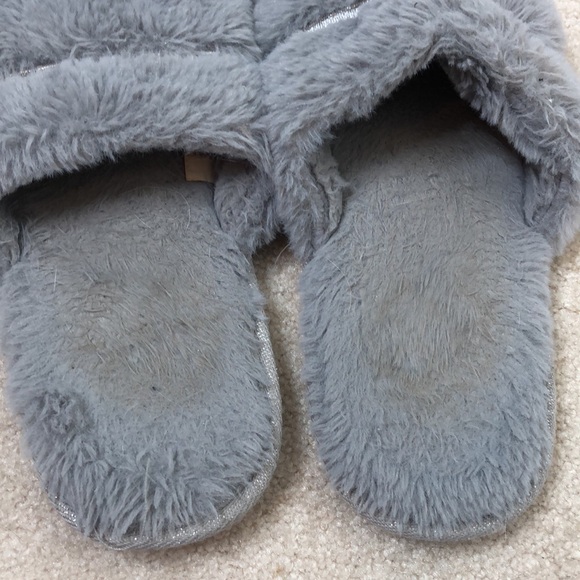 Women’s Secret Treasure Slippers - Picture 6 of 7